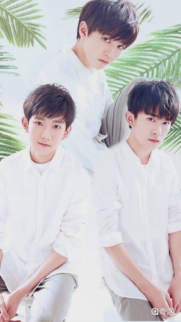 [新闻]140912 tfboys新歌《幸运符号》在微博发